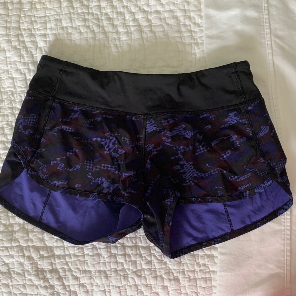 Lululemon Speed Shorts size 4